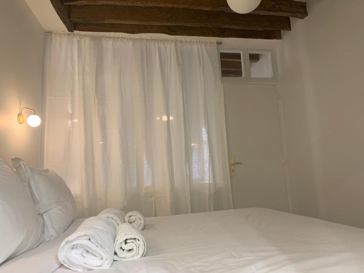 Appartement CHARMING Saint GERMAIN ODEON LUXEMBOURG à Paris Extérieur photo